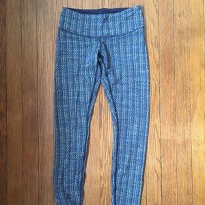 lululemon dark blue and yellow leggings